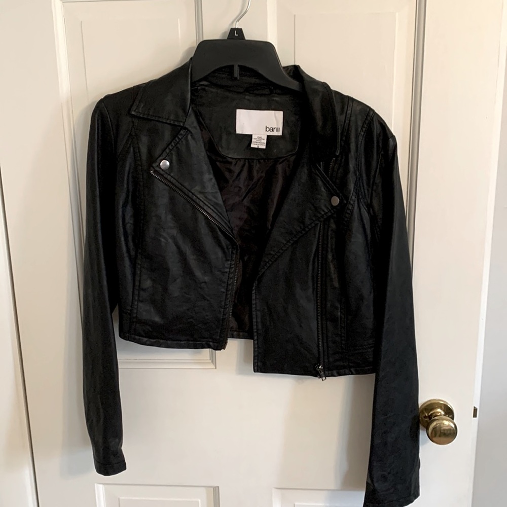 Bar III black leather cropped jacket